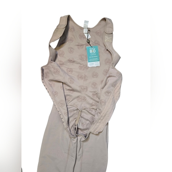 CYSM Shapers Grad Prom Wedding Formal Ultra Curves Shaping Body Suit Size XXS - Picture 3 of 9